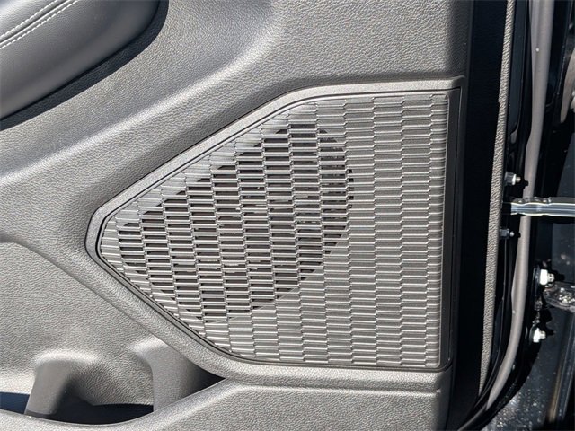 New 2025 Jeep Grand Cherokee Limited w/ Black Appearance Package image 16