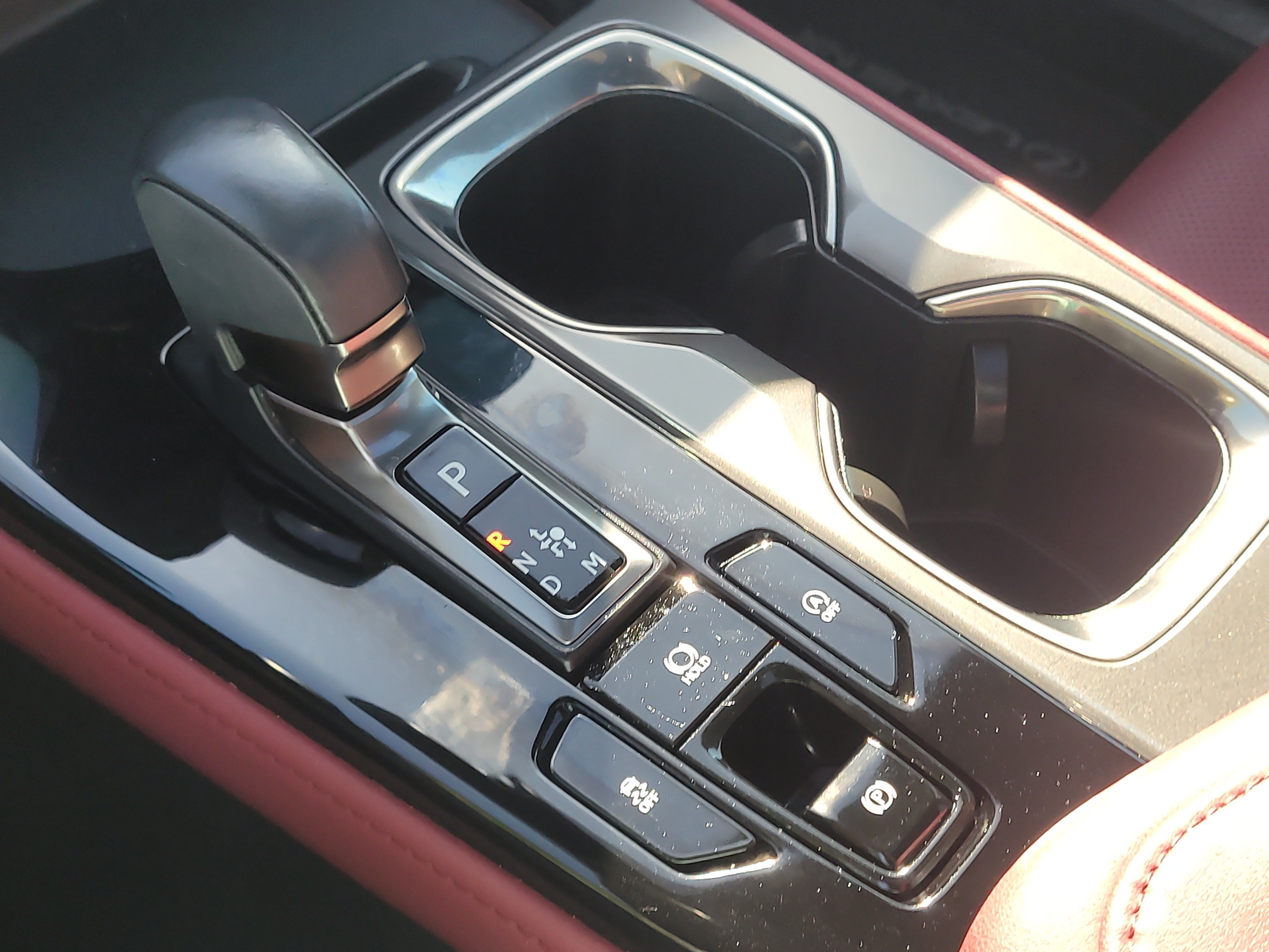 Used 2025 Lexus NX 250 FWD w/ Accessory Package (2T) image 30