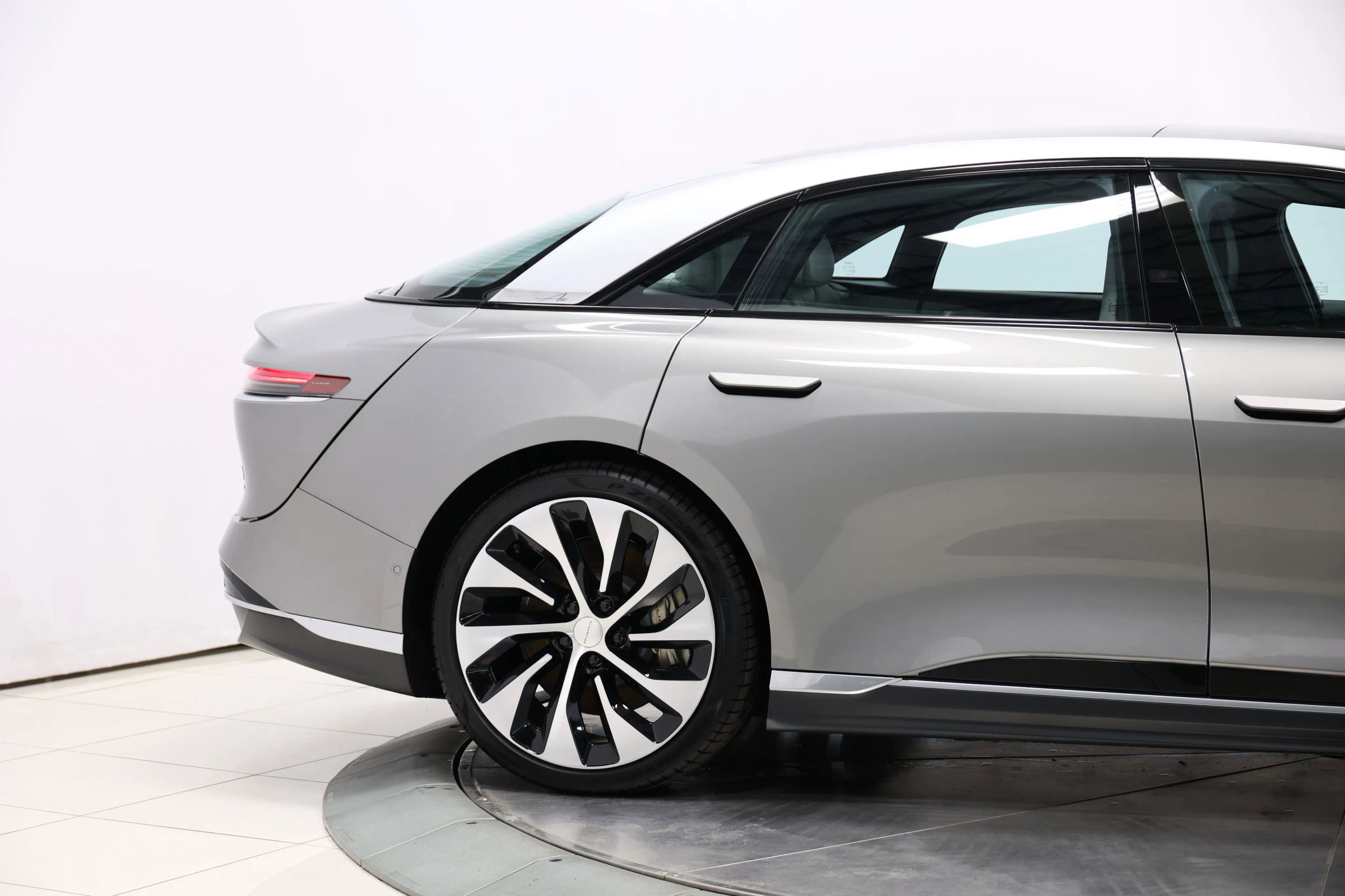 Used 2023 Lucid Air Grand Touring image 69