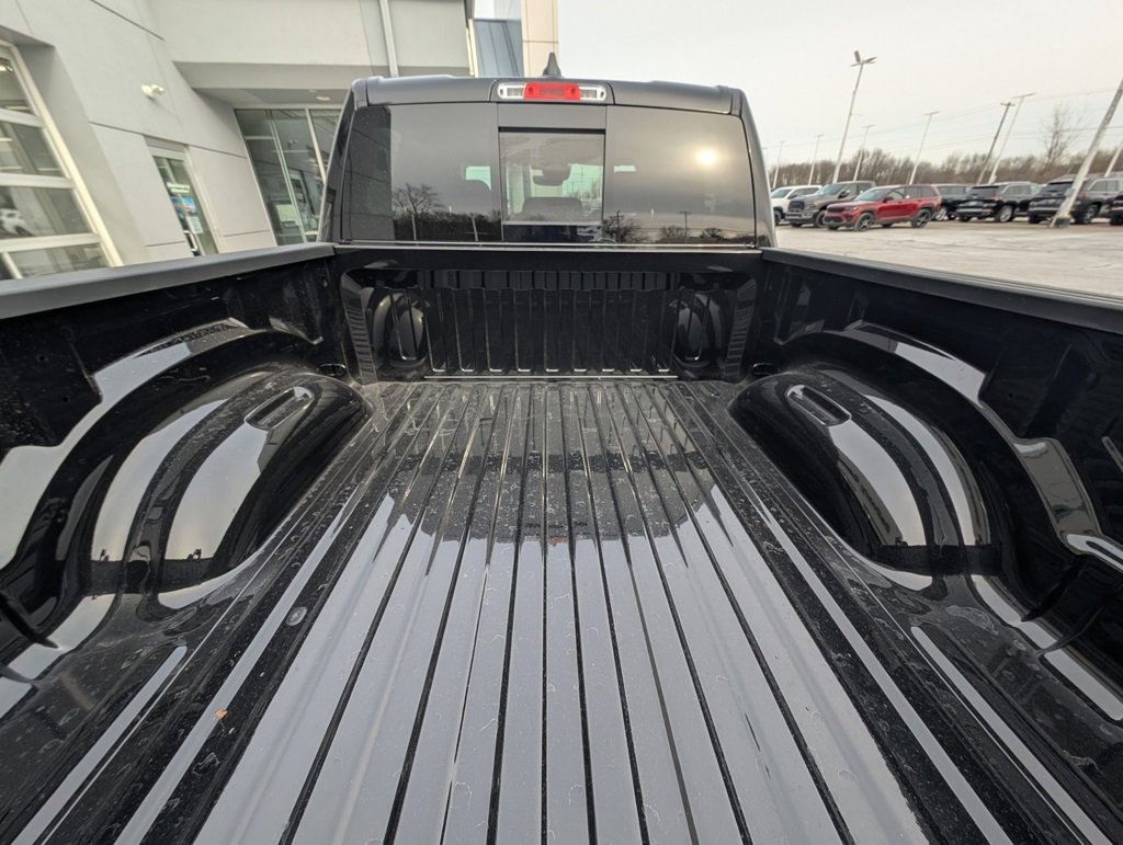 New 2026 RAM 1500 4x4 Crew Cab image 11