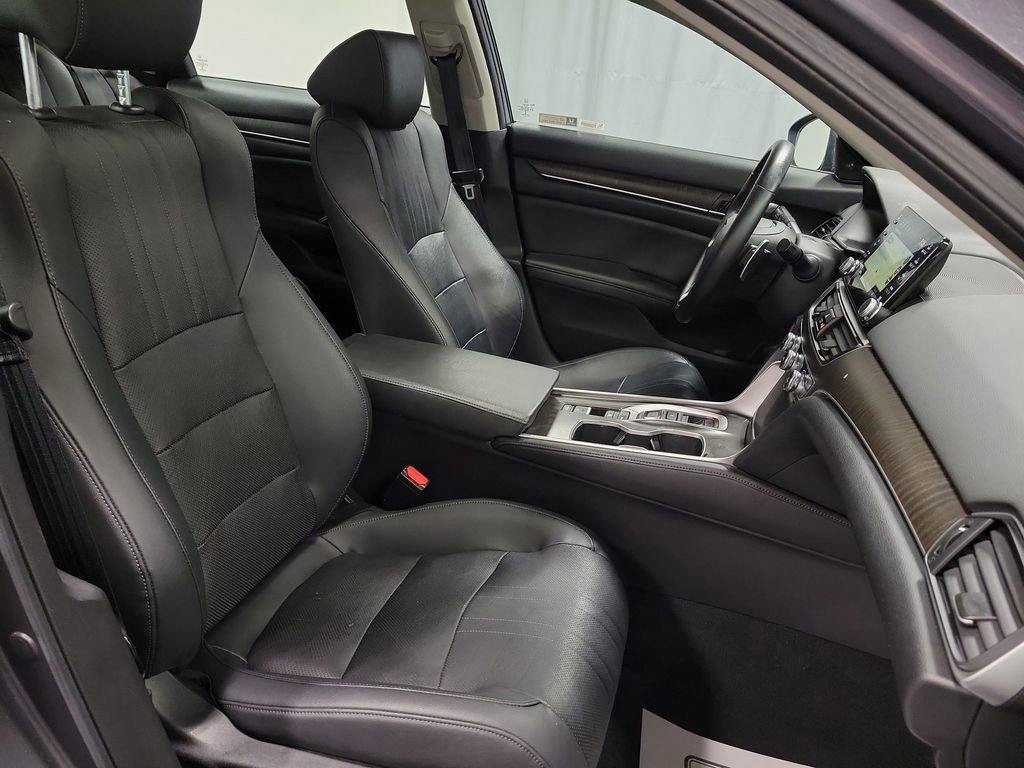 Used 2019 Honda Accord Touring image 27