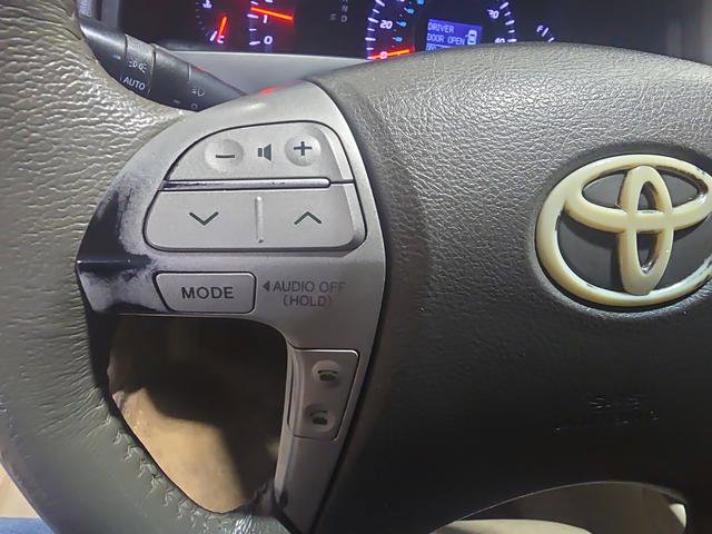 Used 2011 Toyota Camry XLE w/ XLE Extra-Value Pkg #1 image 19