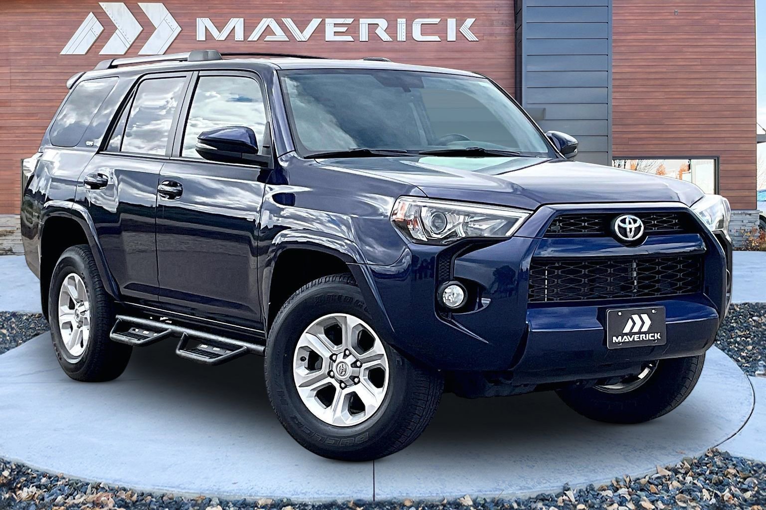 Used 2019 Toyota 4Runner SR5 Premium AWD/4WD image 1