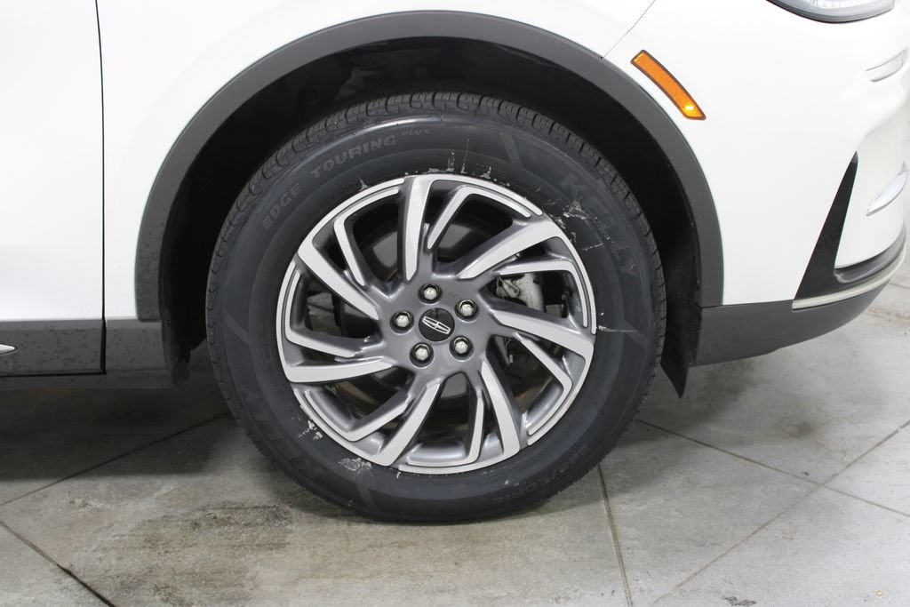 Used 2023 Lincoln Corsair FWD image 13