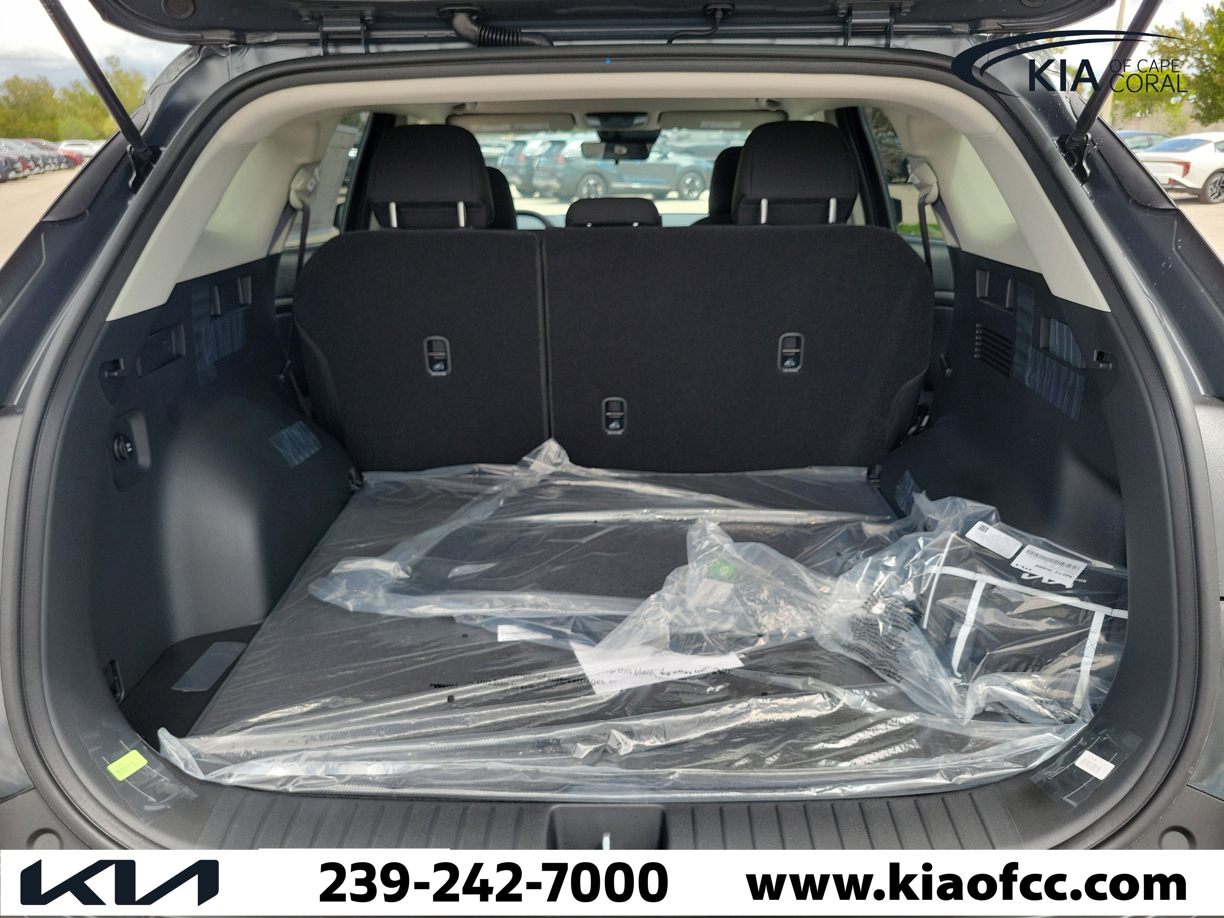 New 2026 Kia Sportage LX image 11