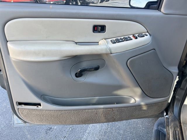 Used 2002 Chevrolet Tahoe LS w/ Traction Pkg image 22