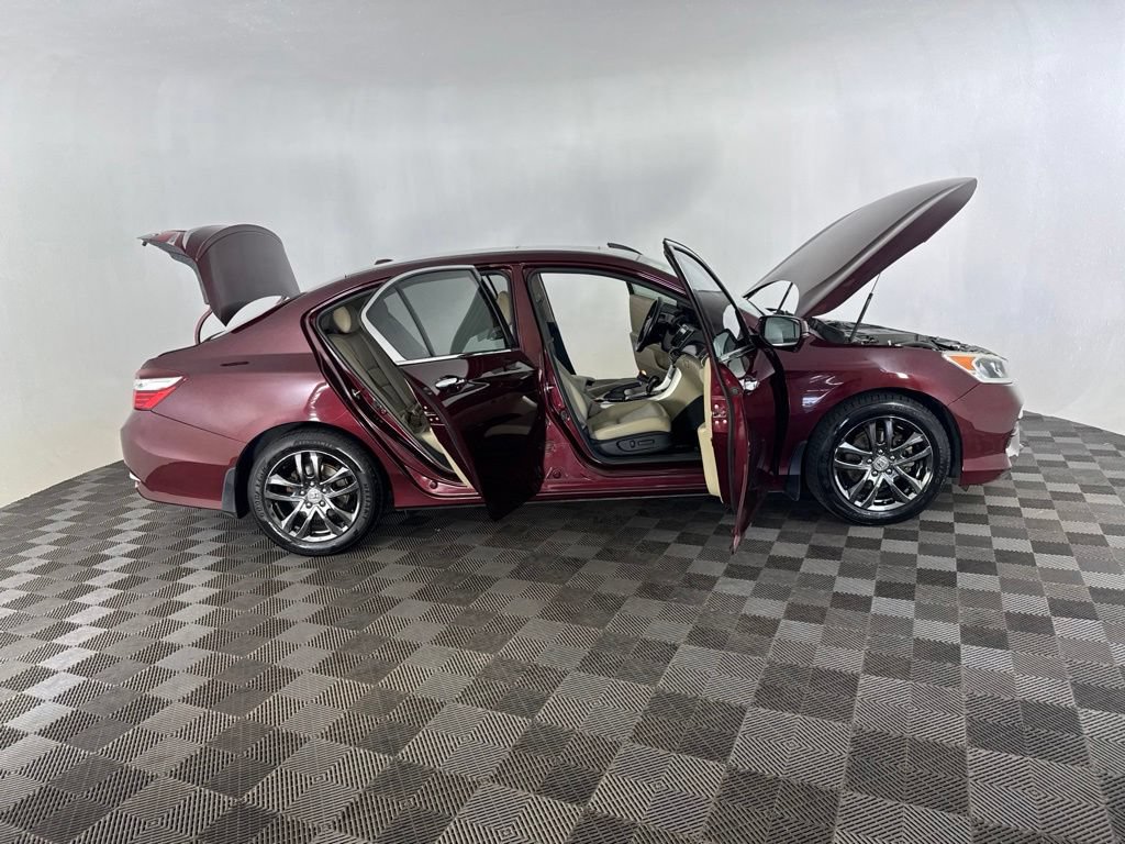 Used 2017 Honda Accord EX-L image 14