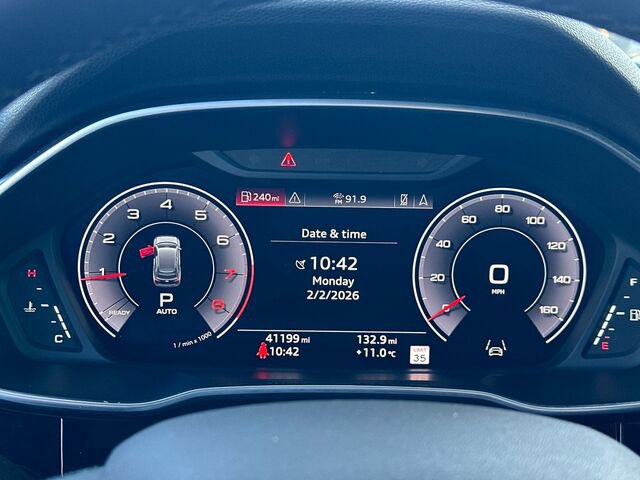 Used 2021 Audi Q3 2.0T Premium Plus w/ Premium Plus Package image 32