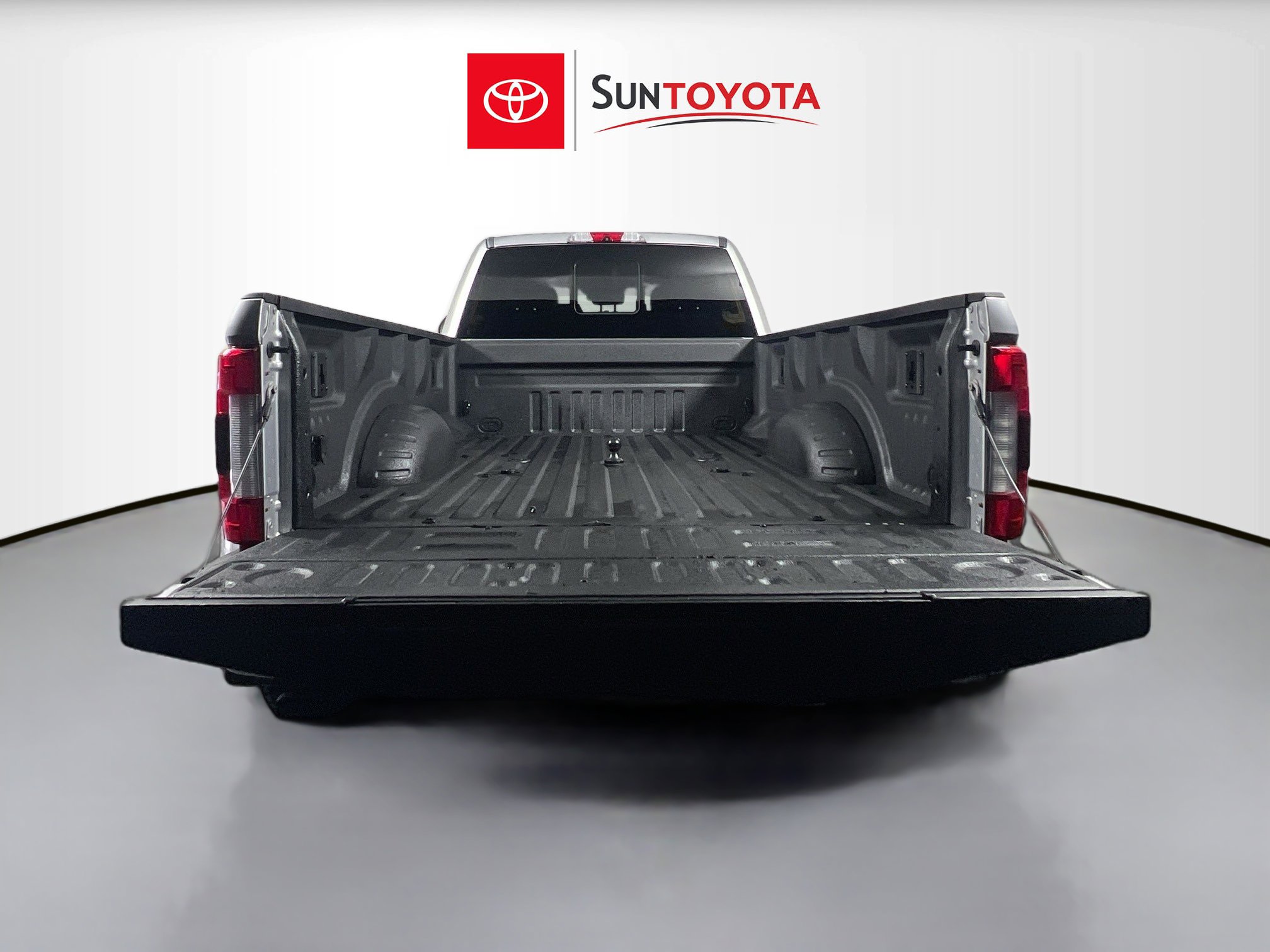 Used 2019 Ford F450 Platinum w/ Platinum Ultimate Package image 34