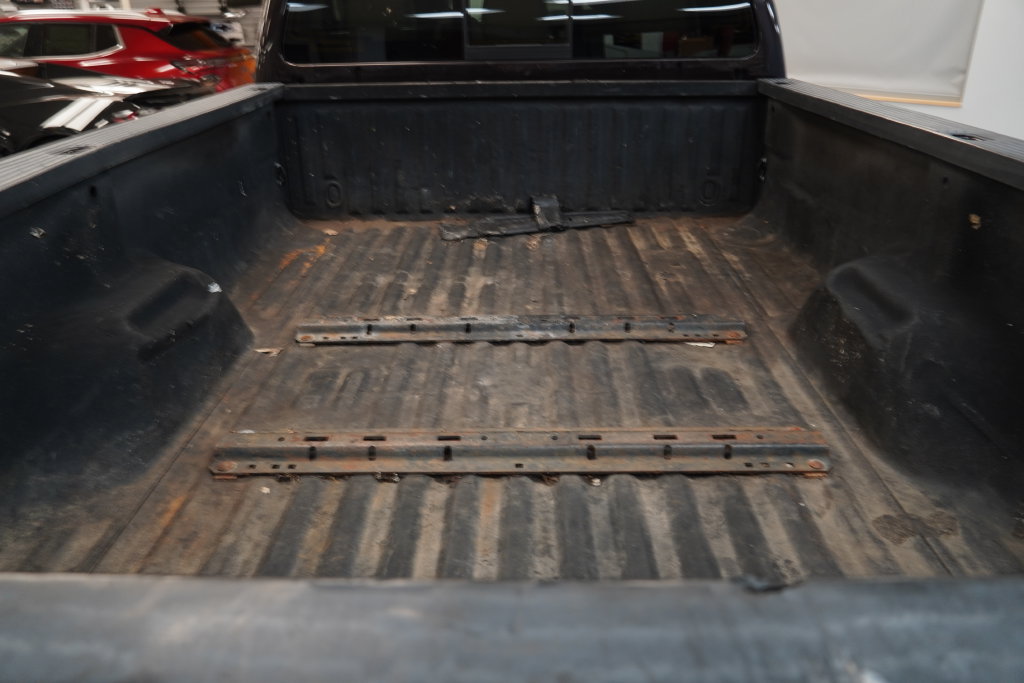 Used 2013 Ford F350 Lariat w/ Lariat Interior Pkg AWD/4WD image 9