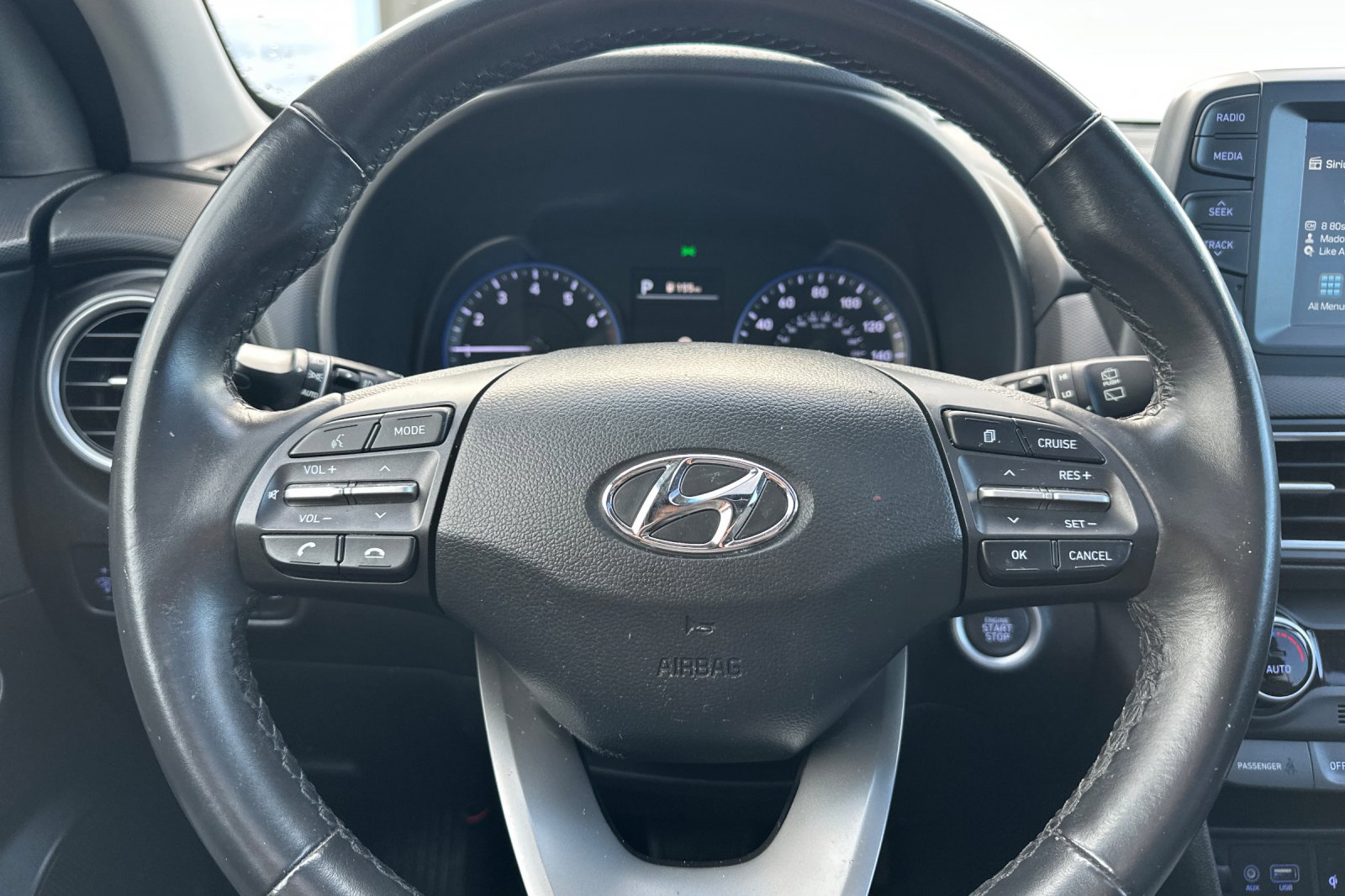 Used 2021 Hyundai Kona Limited w/ Cargo Package image 23