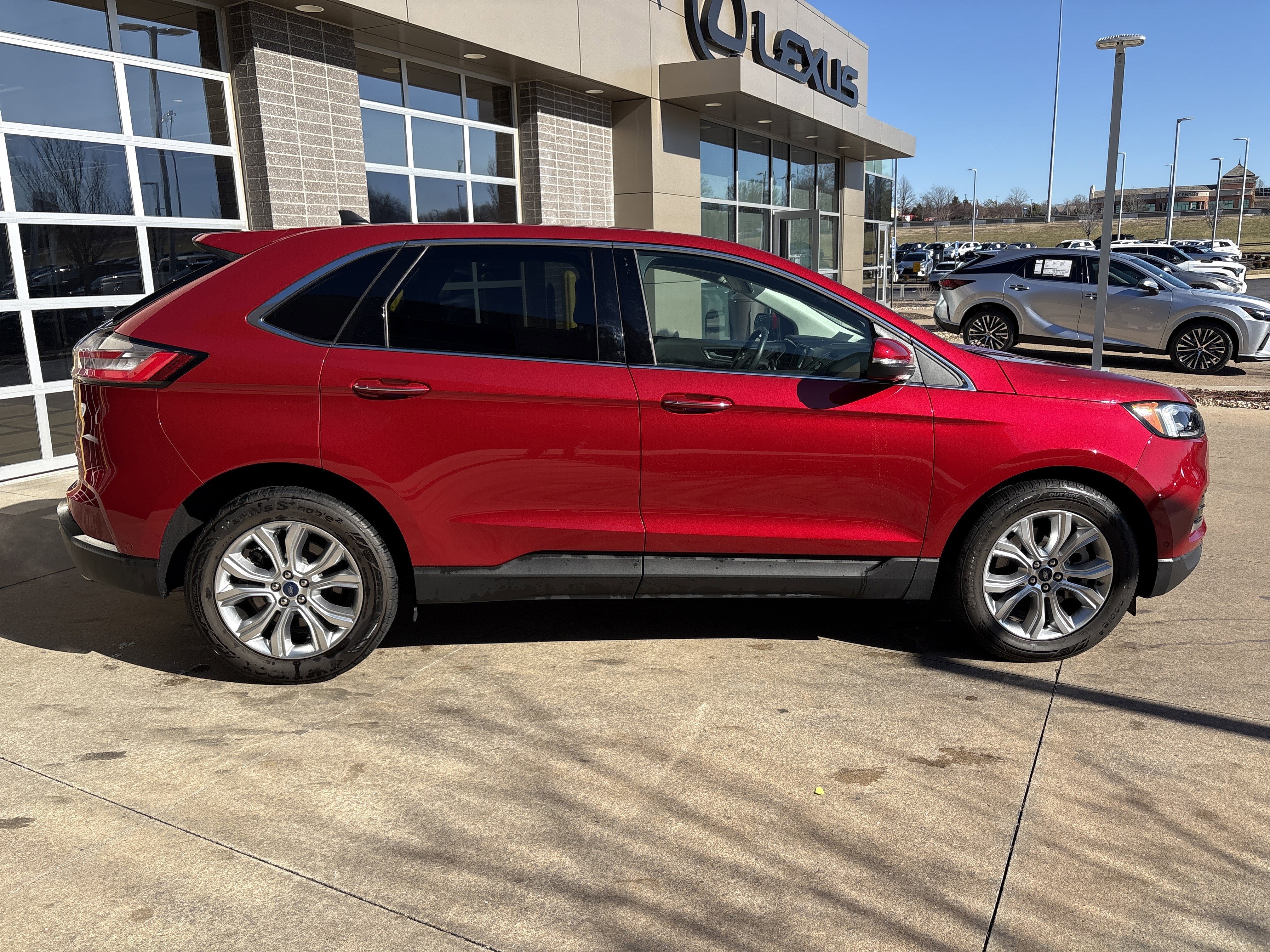 Used 2021 Ford Edge Titanium w/ Equipment Group 301A image 11