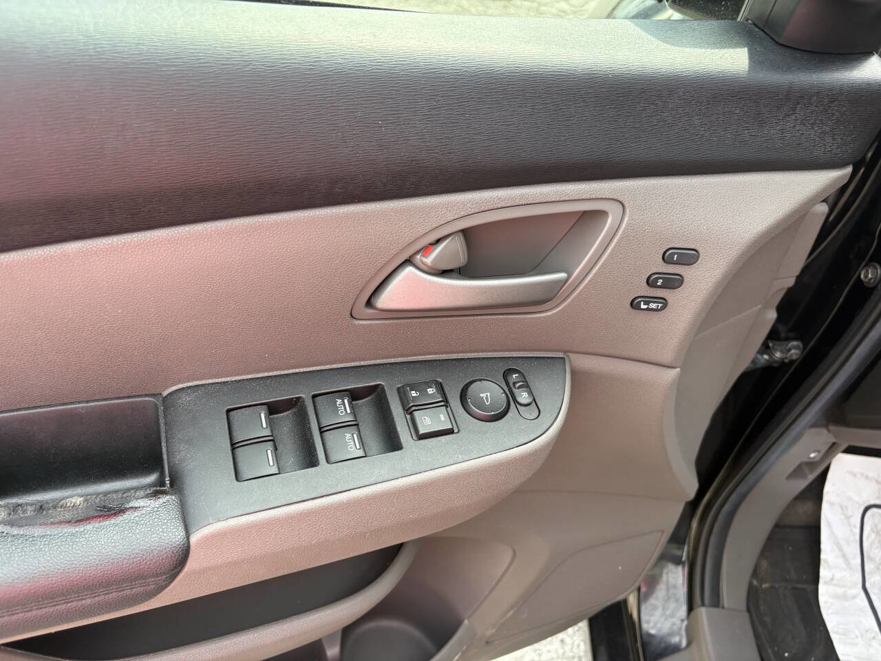 Used 2012 Honda Odyssey Touring Elite image 26