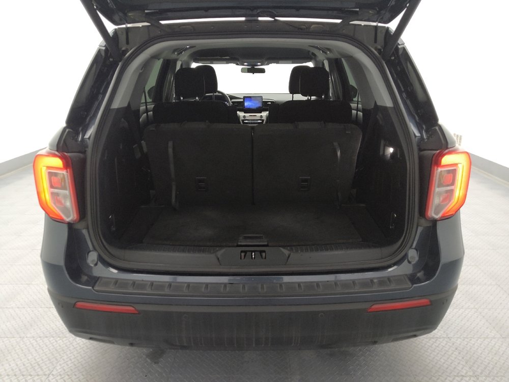 Used 2022 Ford Explorer XLT image 29