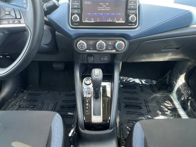 Used 2025 Nissan Versa SV FWD image 3