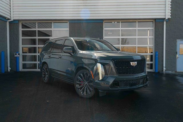 Used 2025 Cadillac Escalade V w/ LPO, Floor Liner Package image 30