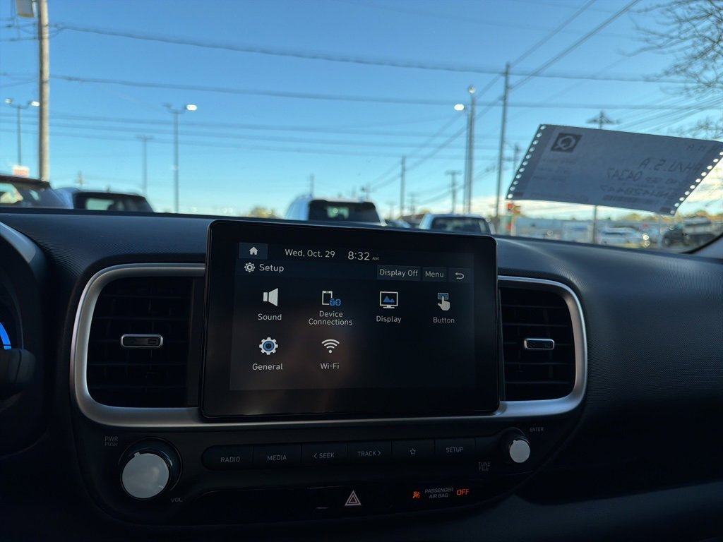 New 2026 Hyundai Venue SE image 21