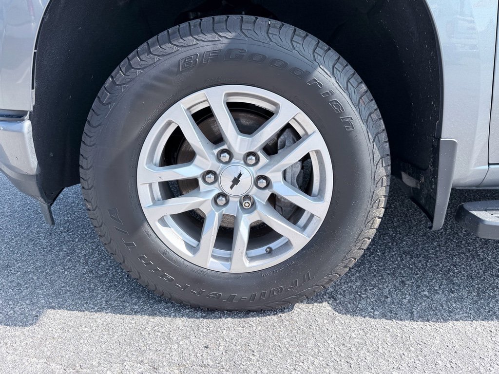 Used 2021 Chevrolet Silverado 1500 RST AWD/4WD image 32