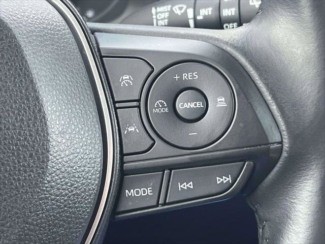 Certified 2023 Toyota Corolla Cross LE w/ Moonroof Package image 22