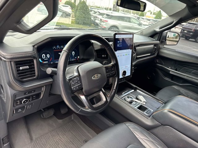 Used 2023 Ford Expedition Max Platinum image 14