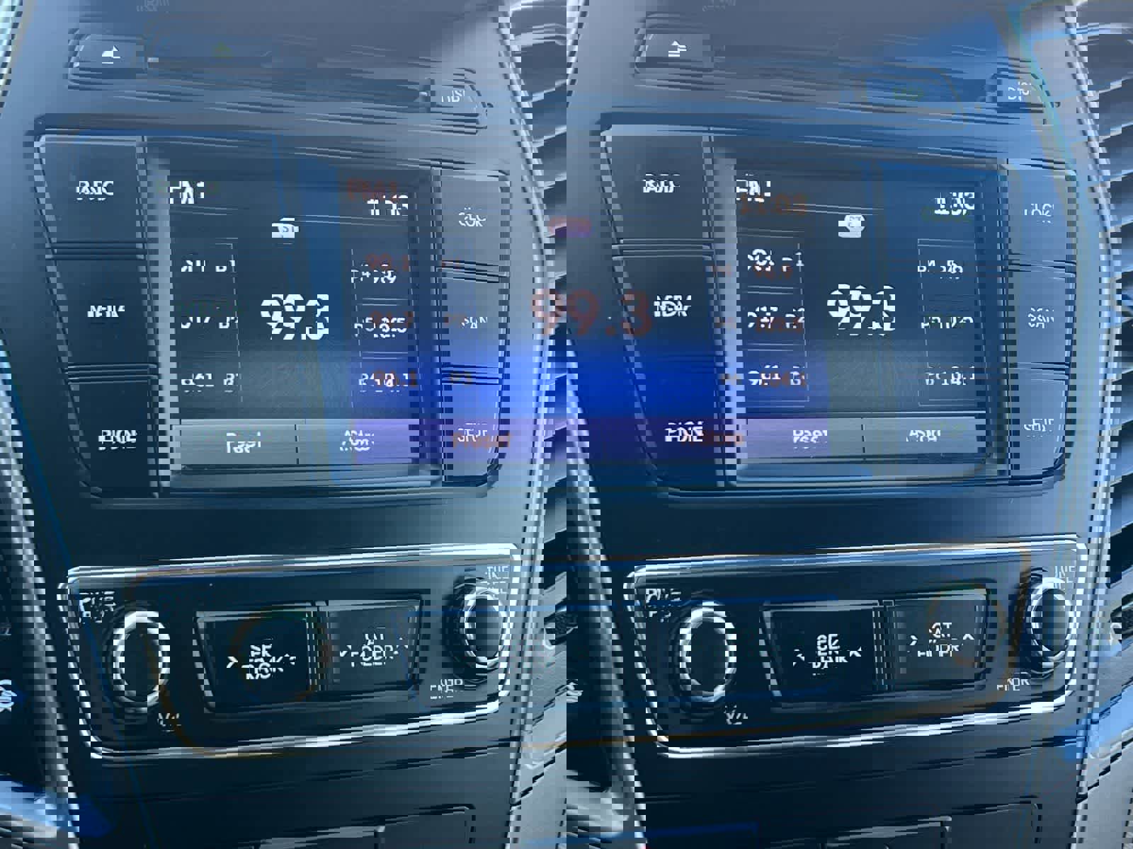 Used 2017 Hyundai Santa Fe Sport image 18