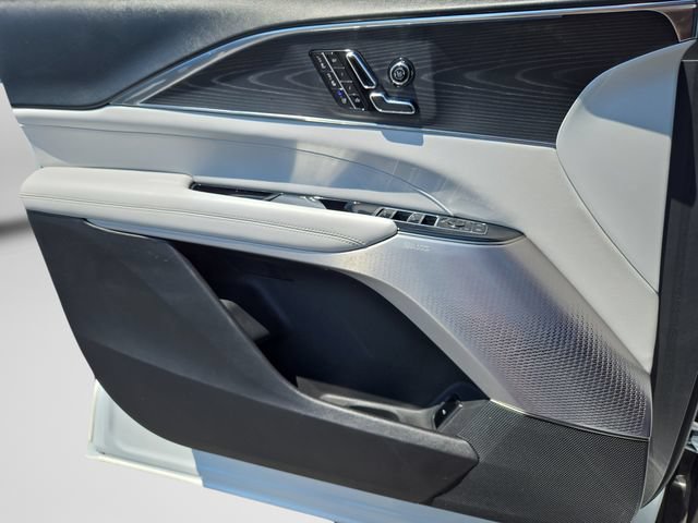 Certified 2024 Cadillac Lyriq Sport RWD image 15