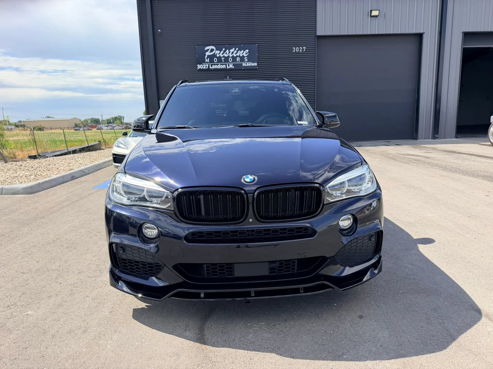 Used 2015 BMW X5 xDrive50i AWD/4WD image 2