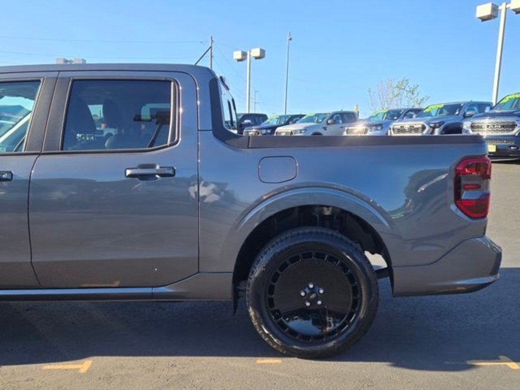 New 2025 Ford Maverick Lobo image 10