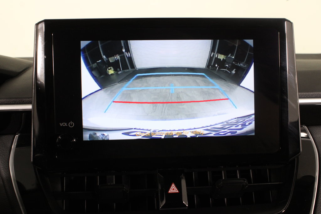 Used 2025 Toyota Corolla LE w/ Convenience Package FWD image 27