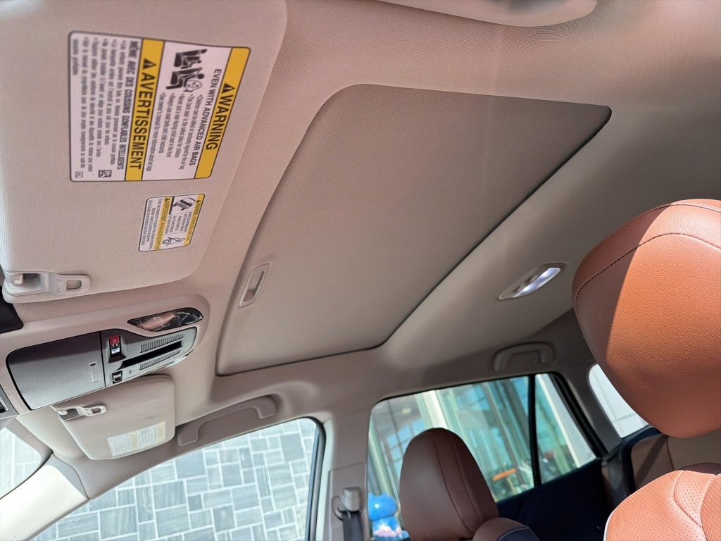 Used 2023 Subaru Outback Touring XT image 10