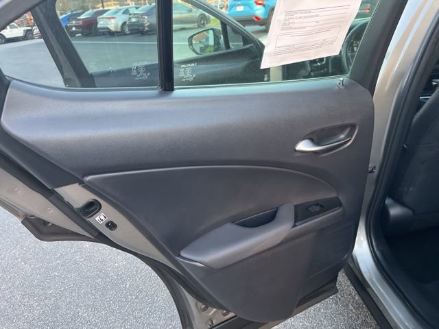Used 2019 Lexus UX 200 w/ Premium Package image 12