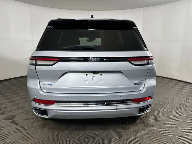 Used 2023 Jeep Grand Cherokee Overland image 4