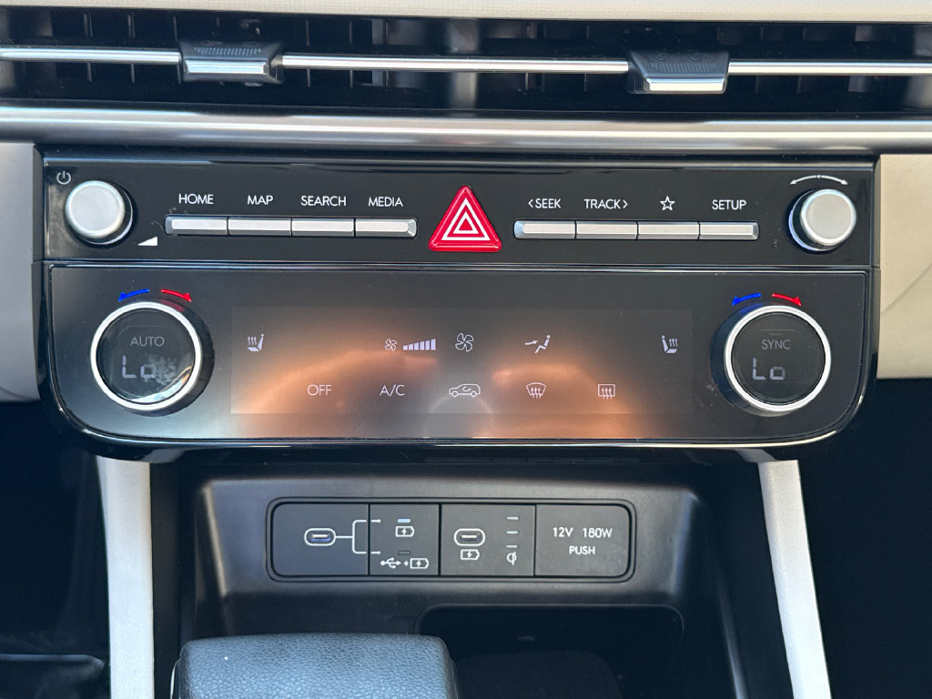 Used 2025 Hyundai Tucson SEL AWD/4WD image 24