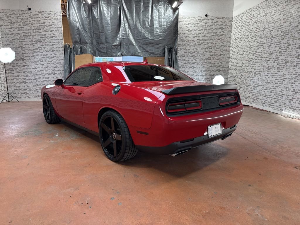 Used 2016 Dodge Challenger R/T Scat Pack w/ Leather Interior Group image 5