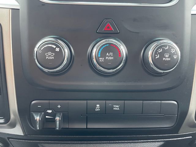 Used 2015 RAM 2500 SLT image 21