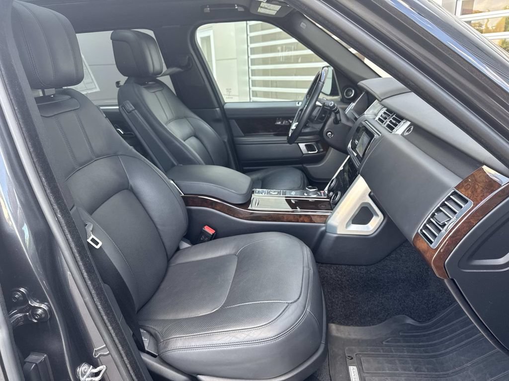 Used 2020 Land Rover Range Rover Long Wheelbase HSE AWD/4WD image 11