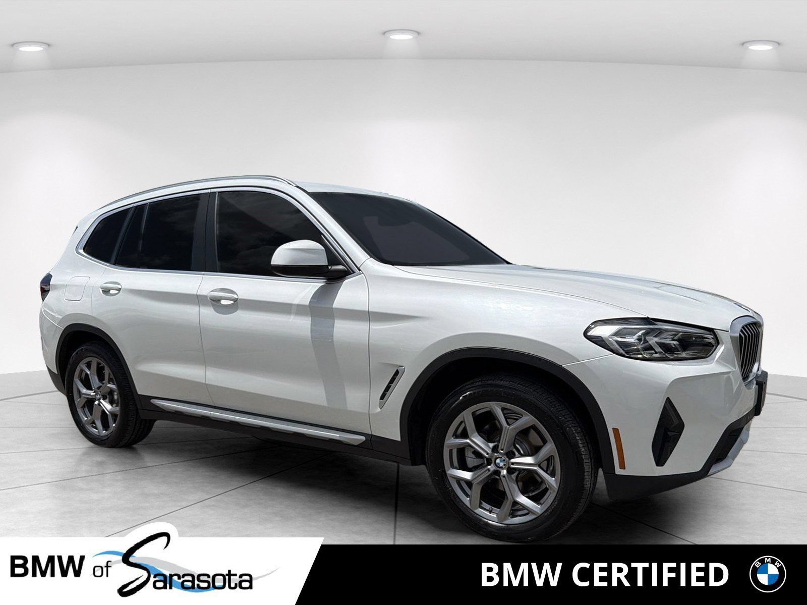 Used 2023 BMW X3 xDrive30i w/ Premium Package AWD/4WD image 1
