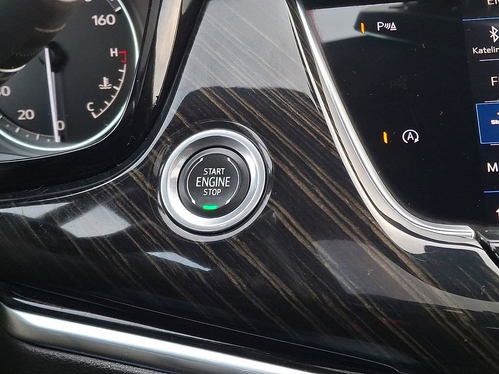 Used 2021 Cadillac XT6 Premium Luxury image 23