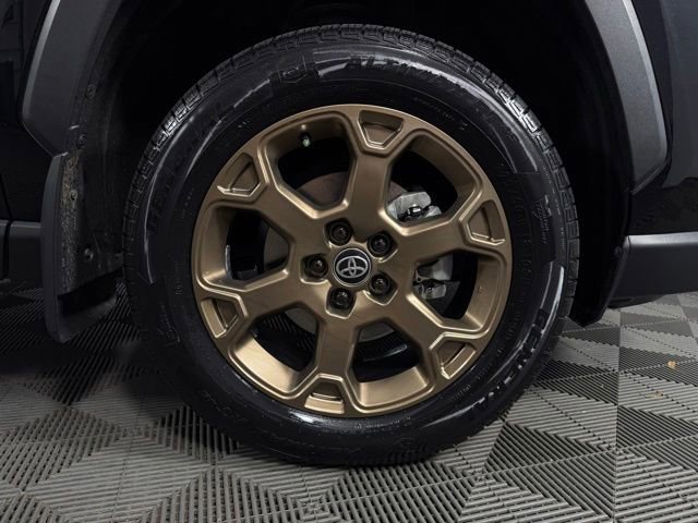 Used 2024 Toyota RAV4 AWD Hybrid image 11
