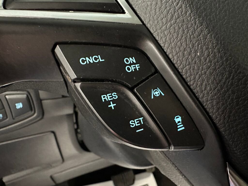 Used 2020 Ford Edge SEL AWD/4WD image 14