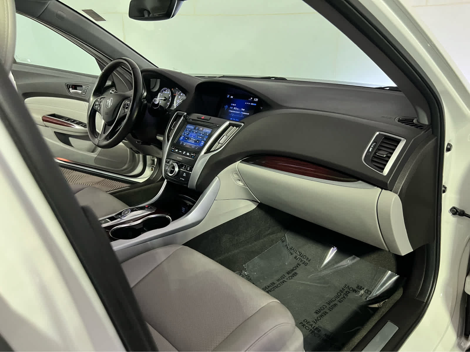 Used 2016 Acura TLX w/ Advance Package AWD/4WD image 29