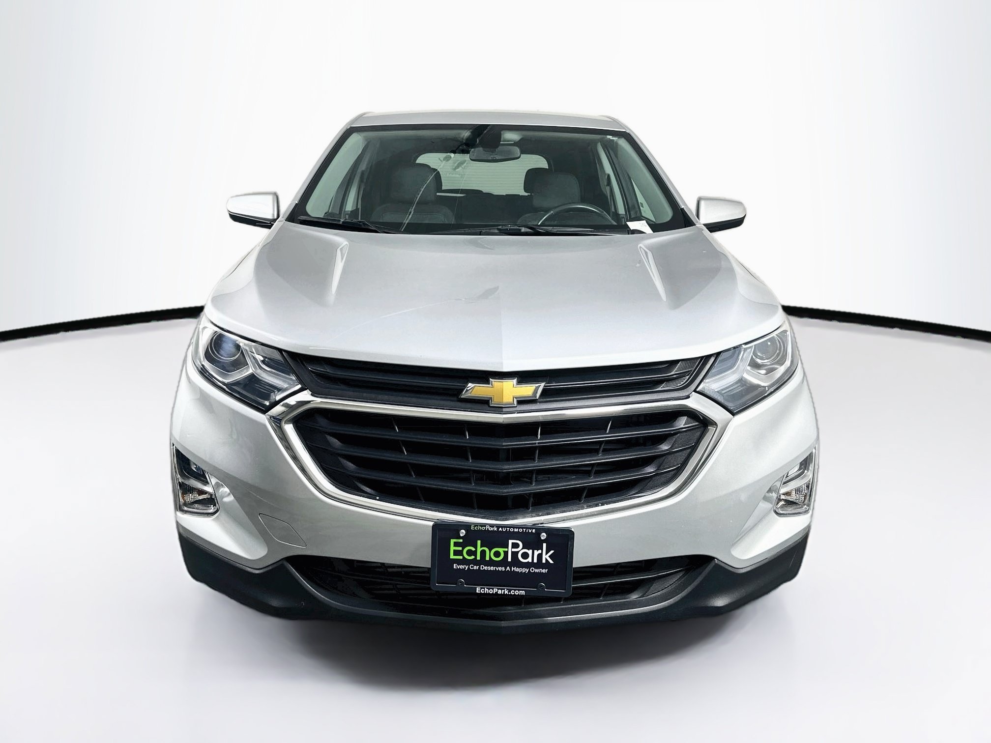 Used 2018 Chevrolet Equinox LT FWD image 2