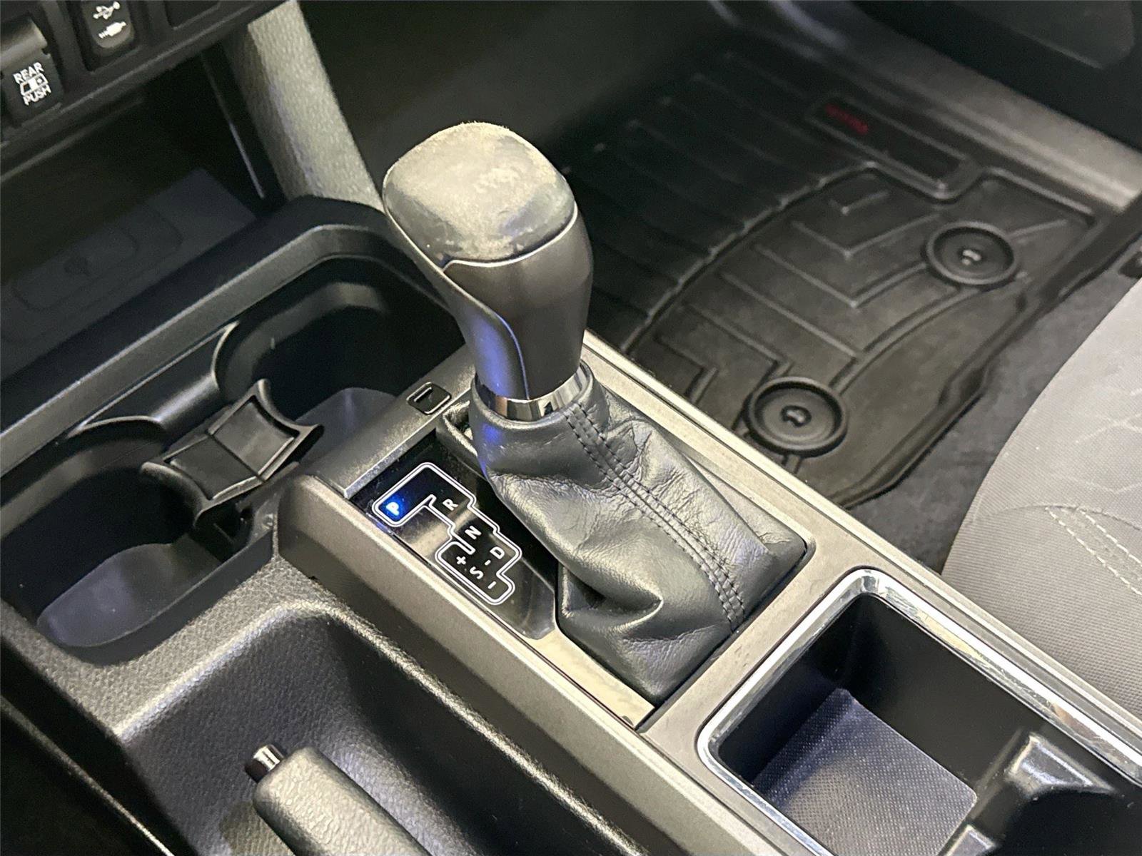 Used 2019 Toyota Tacoma TRD Off-Road image 26