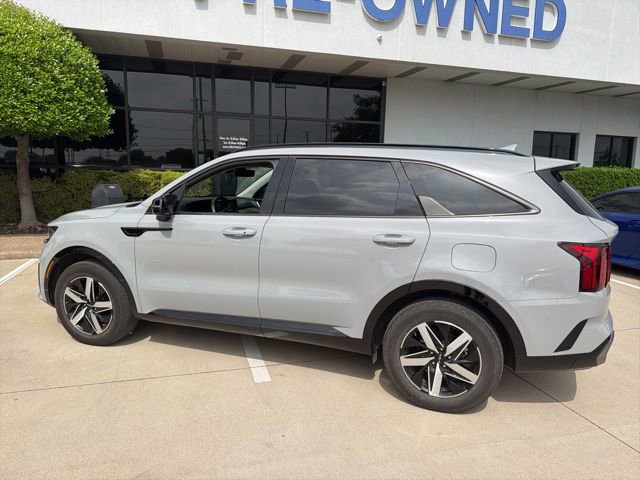 Used 2023 Kia Sorento EX FWD image 8