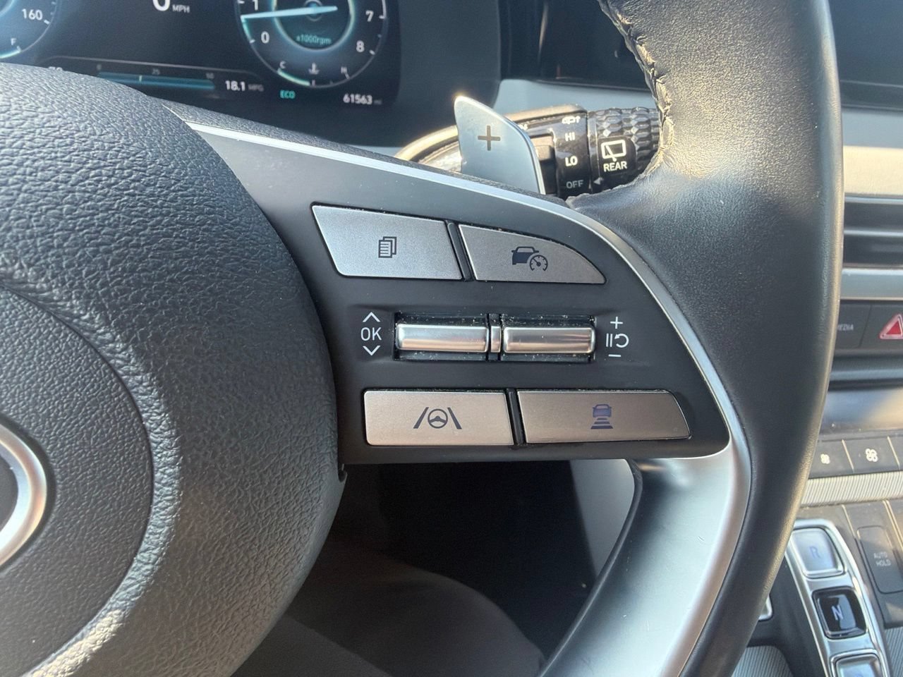 Used 2024 Hyundai Palisade SEL w/ Premium Package FWD image 19