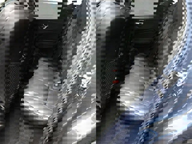 Certified 2023 Volvo XC60 B5 Ultimate image 22