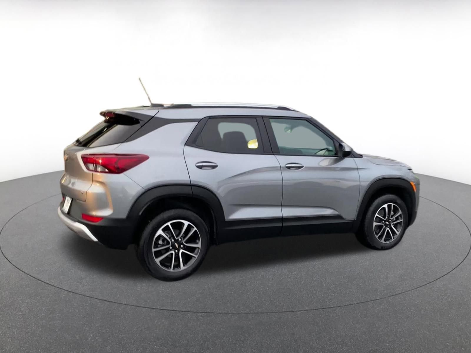 Used 2025 Chevrolet TrailBlazer LT image 15