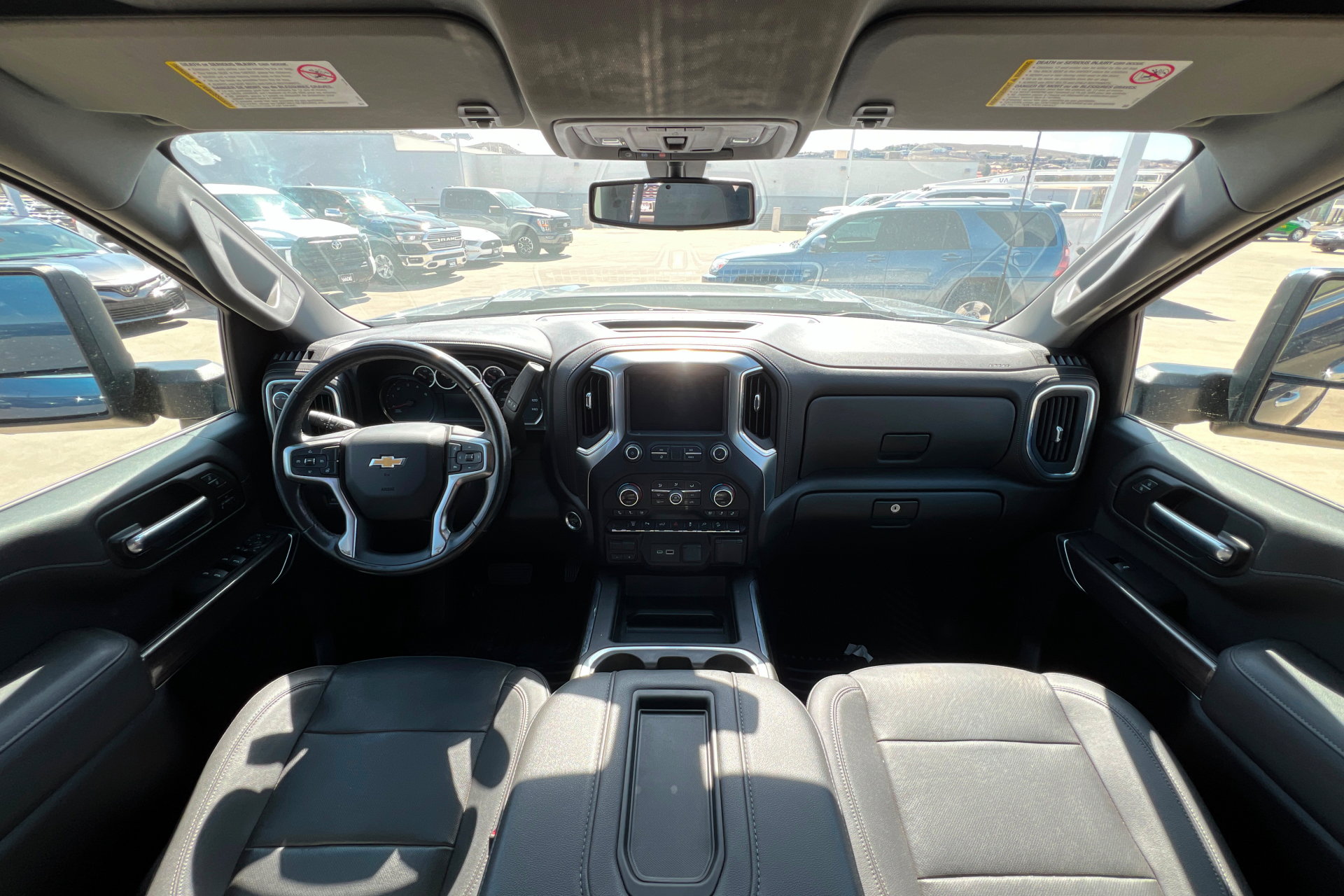 Used 2022 Chevrolet Silverado 3500 LTZ w/ LTZ Plus Package image 10