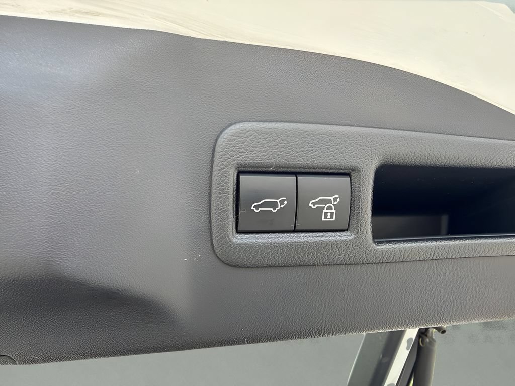 Used 2023 Subaru Solterra AWD image 23