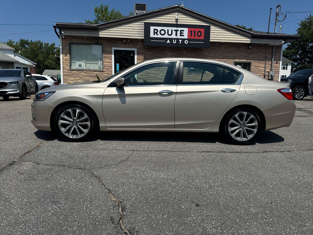 Used 2014 Honda Accord Sport image 14